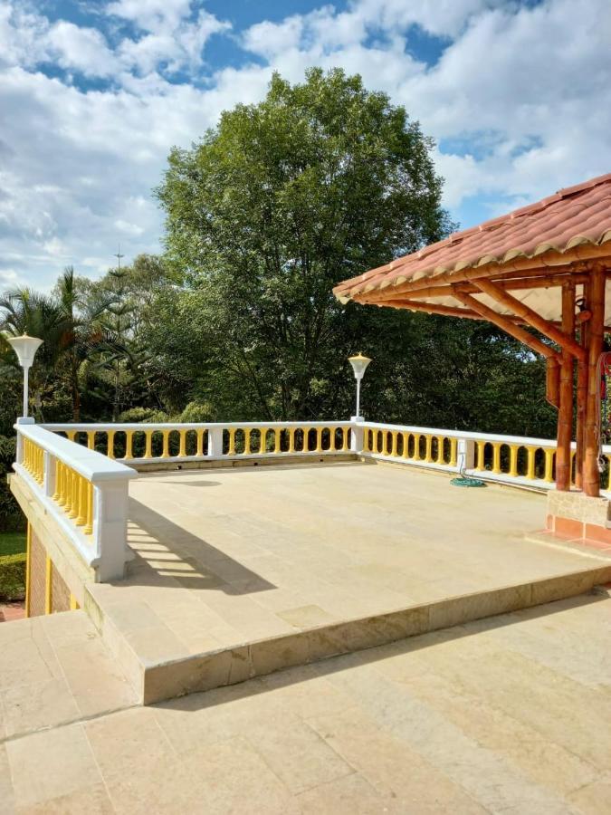 Hotel Casa Confort Santa Rosa de Cabal Kültér fotó