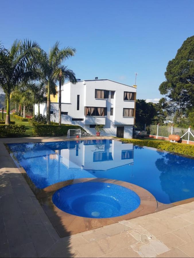 Hotel Casa Confort Santa Rosa de Cabal Kültér fotó