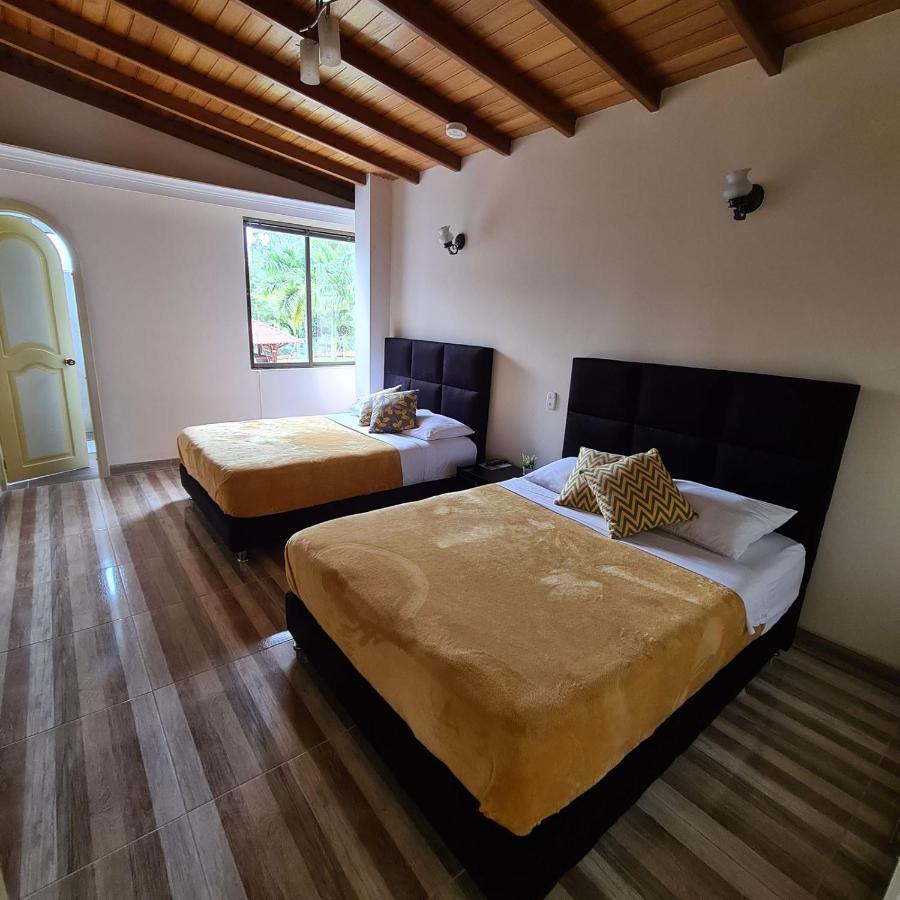 Hotel Casa Confort Santa Rosa de Cabal Szoba fotó